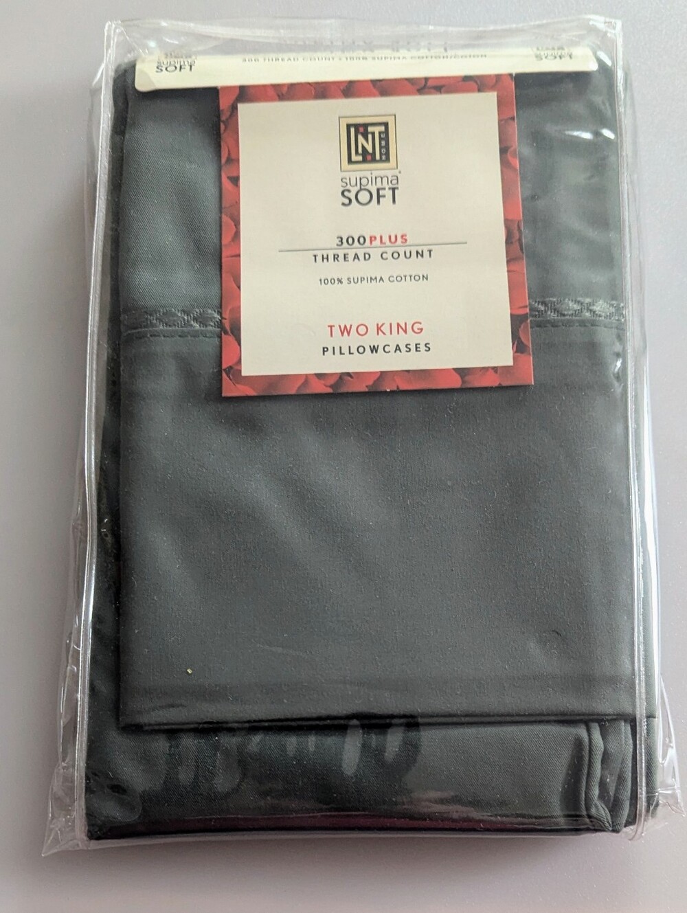LINENS 'N THINGS 2 Green King Pillowcases. 300 THREAD COUNT +100% SUPIMA COTTON.